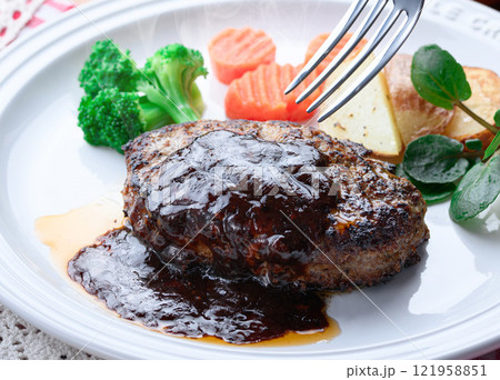 デミグラスハンバーグ デミグラスハンバーグ 121958851