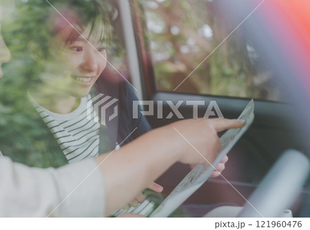 車で女子旅 121960476