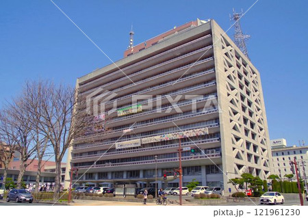 盛岡ランドマーク 岩手県庁 県庁舎 空バック 盛岡ランドマーク 岩手県庁 県庁舎 空バック 121961230