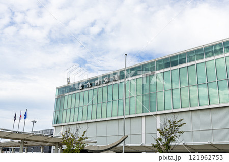 福岡県北九州市 24時間運用が可能な空港 北九州空港 福岡県北九州市 24時間運用が可能な空港 北九州空港 121962753