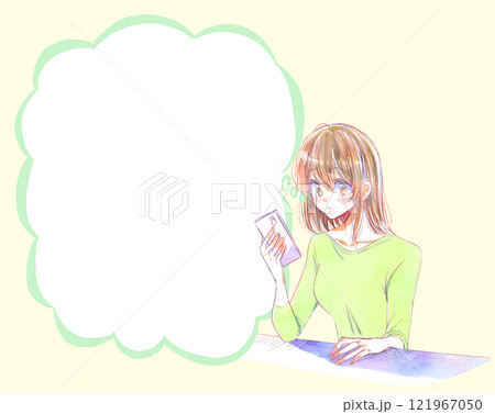 スマホを見る女性 吹き出し スマホを見る女性 吹き出し 121967050