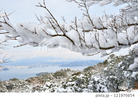 南国九州長崎の雪景色 南国九州長崎の雪景色 121970854