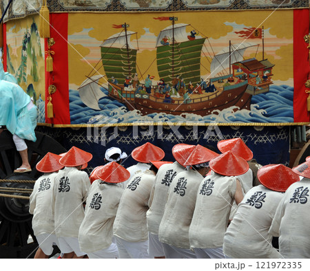祇園祭り 山鉾巡行 鶏鉾 祇園祭り 山鉾巡行 鶏鉾 121972335