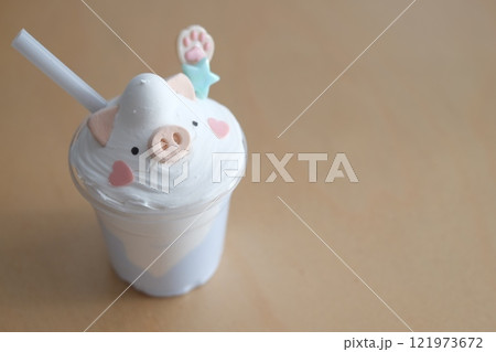 手作りフェイクフラペチーノ　スイーツデコ 121973672