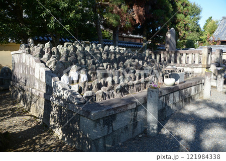 大徳寺　千体地蔵塚　京都市北区紫野 121984338