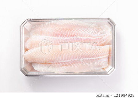 ［ベトナム産］パンガシウス（白身魚　養殖） 121984929