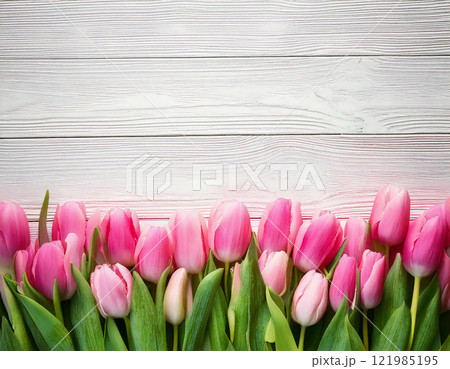 チューリップと白い板の背景素材 Generative AI 121985195