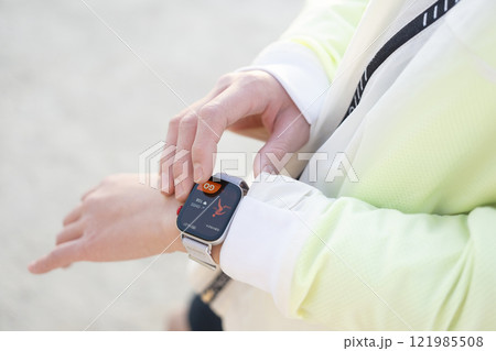 スマートウォッチで測定する 121985508