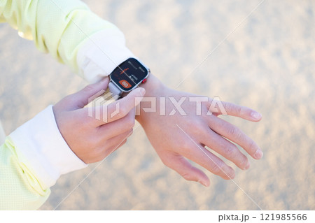 スマートウォッチで測定する 121985566