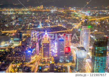 台湾 台北101からの夜景 台湾 台北101からの夜景 121987657