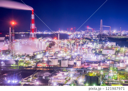 三重県 四日市 ポートビル工場夜景 三重県 四日市 ポートビル工場夜景 121987971