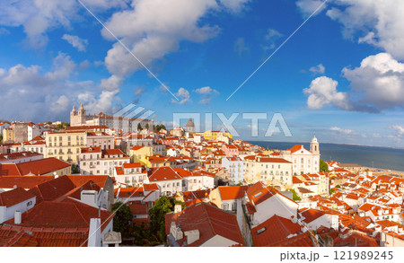 View of the oldest district of Alfama, Lisbon, Portugal 121989245
