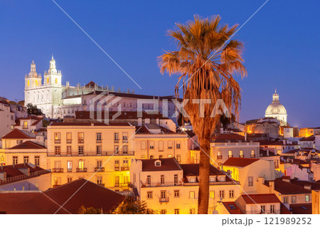 View of the oldest district of Alfama, Lisbon, Portugal 121989252