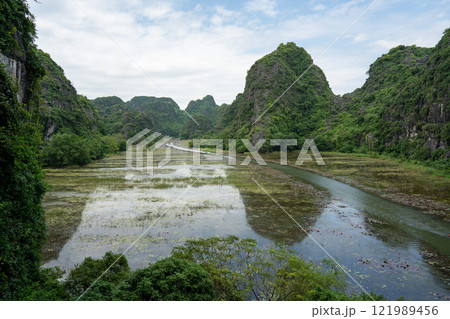 世界遺産 ベトナムの景観関連遺産 タムコック ベトナム 世界遺産 ベトナムの景観関連遺産 タムコック ベトナム 121989456