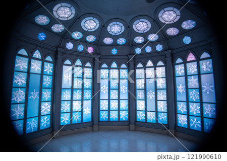 雪の美術館 ステンドグラス 雪の美術館 ステンドグラス 121990610