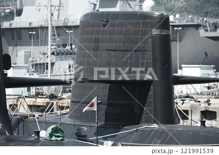潜水艦の休息 121991539