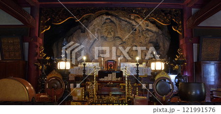 大岩山日石寺の磨崖仏(富山県上市町) 121991576