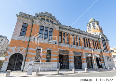 福岡県北九州市門司区　門司港レトロを代表する建物　旧大阪商船門司支店 121991922