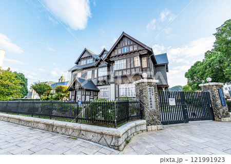 福岡県北九州市門司区　門司港レトロにある旧門司三井倶楽部 121991923