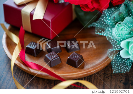 バレンタインのチョコレート バレンタインのチョコレート 121992701