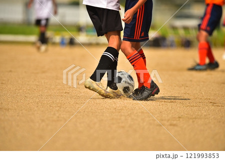 サッカーの試合(中学生) サッカーの試合(中学生) 121993853