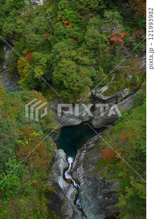 止呂峡1（愛媛県西条市、笹ヶ峰登山道入り口） 121993982