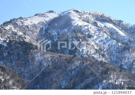 剣山冬景色(ヨコ)(徳島県三好市東祖谷) 剣山冬景色(ヨコ)(徳島県三好市東祖谷) 121994037