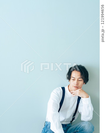 メンズポートレート 121994656