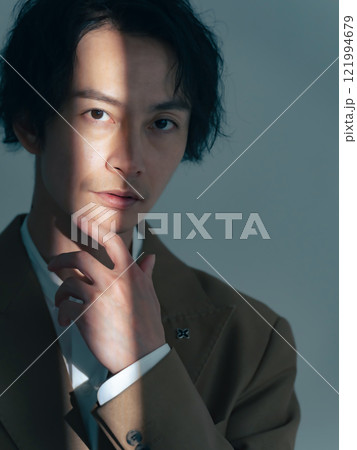 メンズポートレート メンズポートレート 121994679