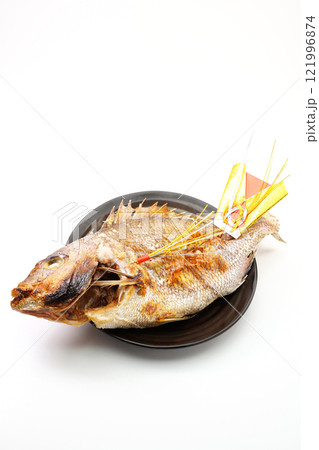 鯛の塩焼き　尾頭付き 121996874
