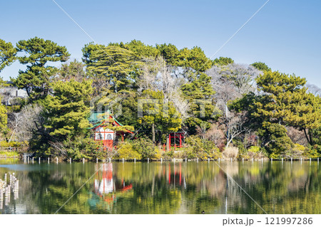 東京都大田区　洗足池　浮島 121997286