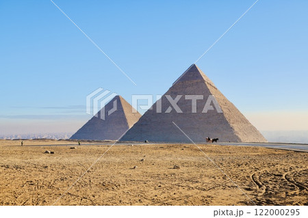 エジプトの世界遺産ギザのピラミッド 122000295