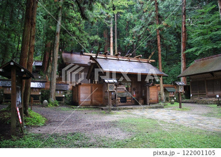 仁科の森に鎮座される日本最古の神明造… 仁科神明宮 122001105