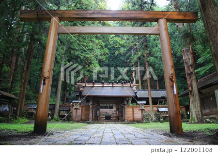 仁科の森に鎮座される日本最古の神明造… 仁科神明宮 仁科の森に鎮座される日本最古の神明造… 仁科神明宮 122001108