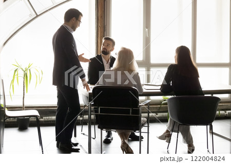 Team leader provide explanations about project or agreement details Team leader provide explanations about project or agreement details 122004824