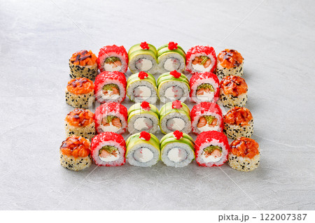 Japanese sushi rolls, sushi sets on a gray background for restaurant menu and food delivery 122007387