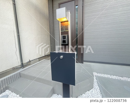 玄関の門柱 122008736