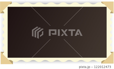 Photo frame with scalloped edges and four adhesive corners ready to be attached to an album or any other surface, creating a vintage and nostalgic feel 122012473