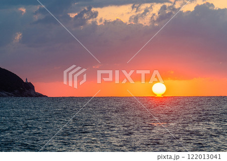 夕景夕日　神が宿る島　洋上アルプス屋久島(秋 122013041