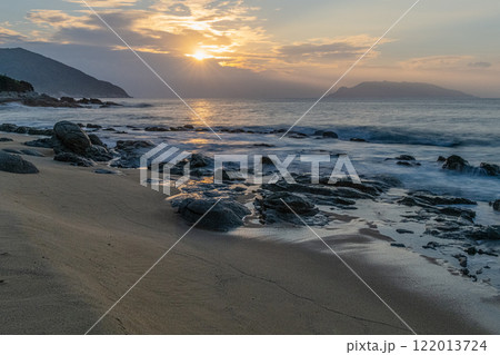 夕景 海亀産卵地永田いなか浜 屋久島(秋 夕景 海亀産卵地永田いなか浜 屋久島(秋 122013724