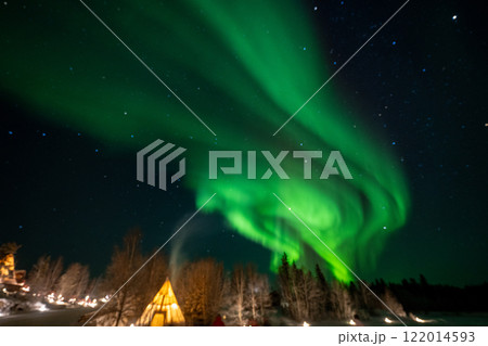 イエローナイフのオーロラ イエローナイフのオーロラ 122014593