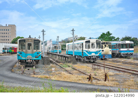 【宇和島駅 (車庫)】 愛媛県宇和島市錦町 122014990