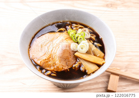 富山ブラックラーメン 富山ブラックラーメン 122016775