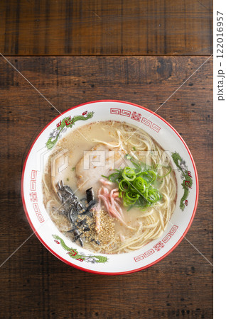 豚骨ラーメン 122016957