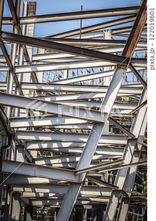 Construction of a modern complex Construction of a modern complex 122019601