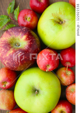 色々なリンゴ、果物の背景 122021538