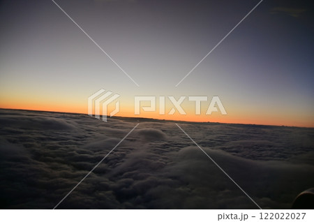 ブルーアワーの空色 ブルーアワーの空色 122022027