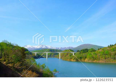 寒河江ダム　月山湖　大噴水　月山　西川町 122023551