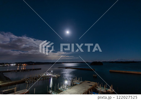 日本三景「松島」の夜景(広角) 122027525