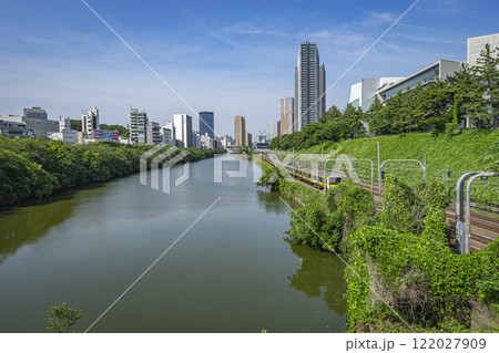 江戸城外堀（市ヶ谷駅近く） 122027909